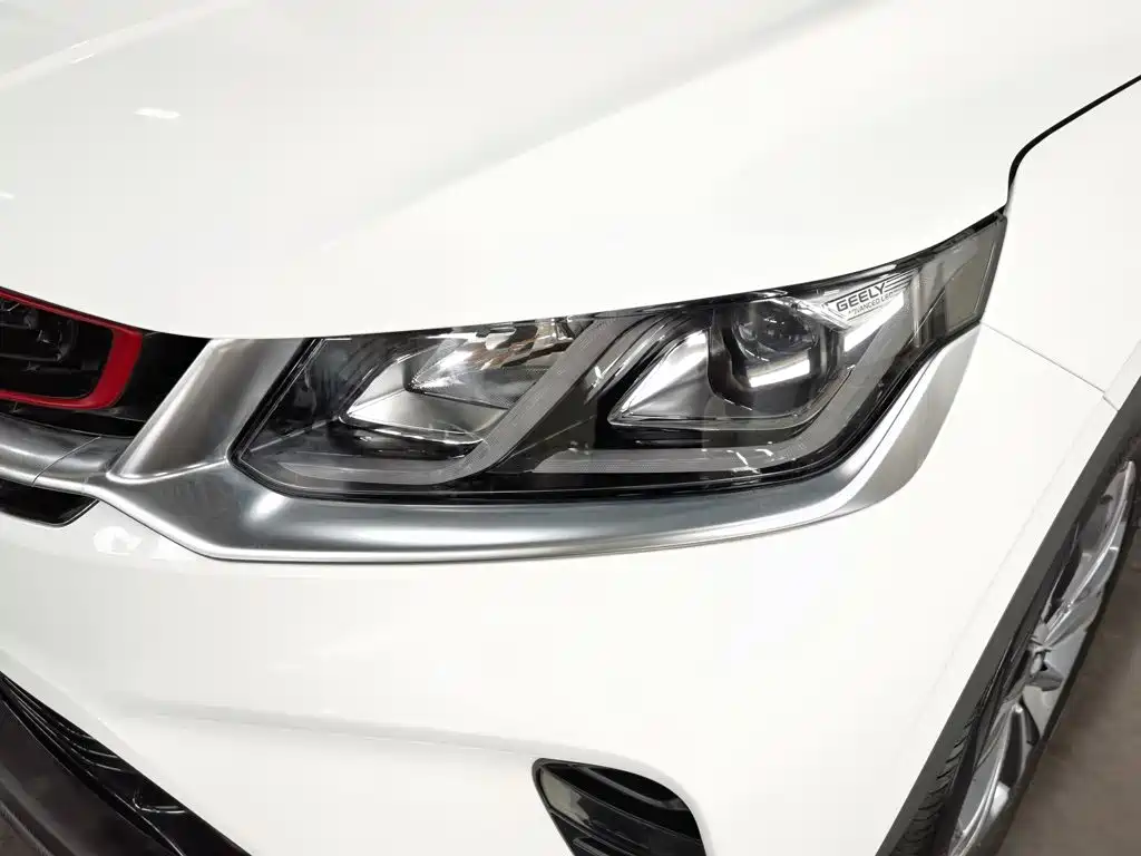 Geely Binyue — миниатюра 7