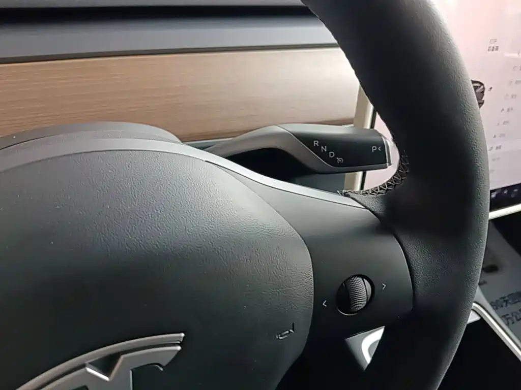Tesla Model 3 — фотографии объявления, Фото 15