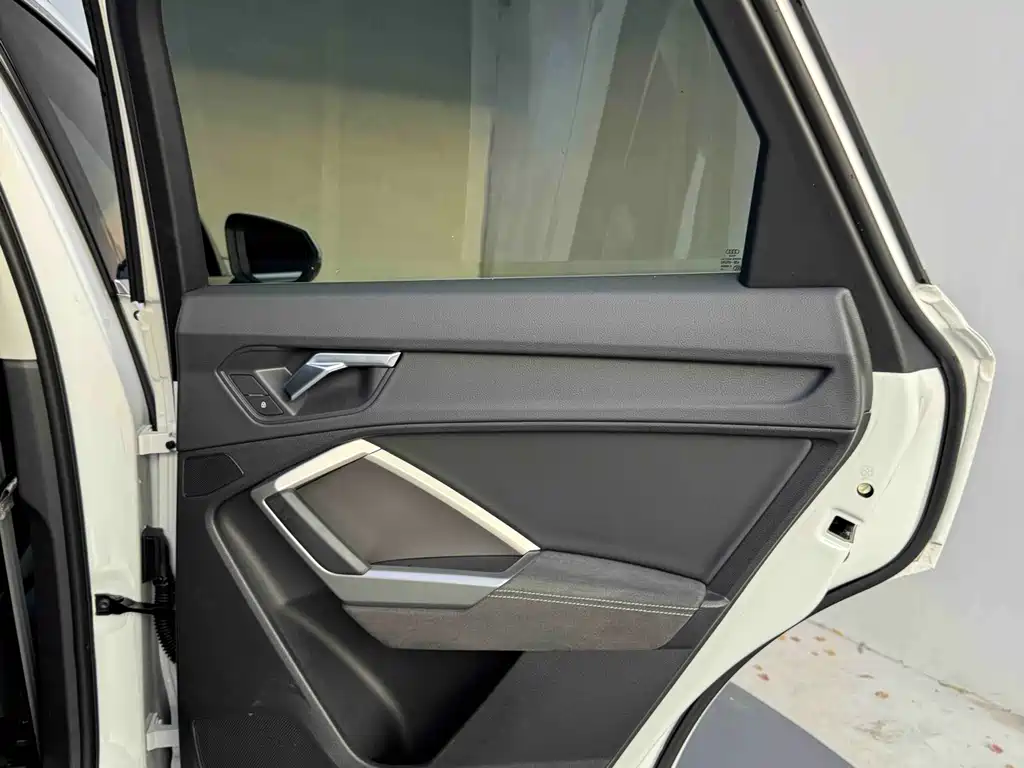 Audi Q3 — миниатюра 31