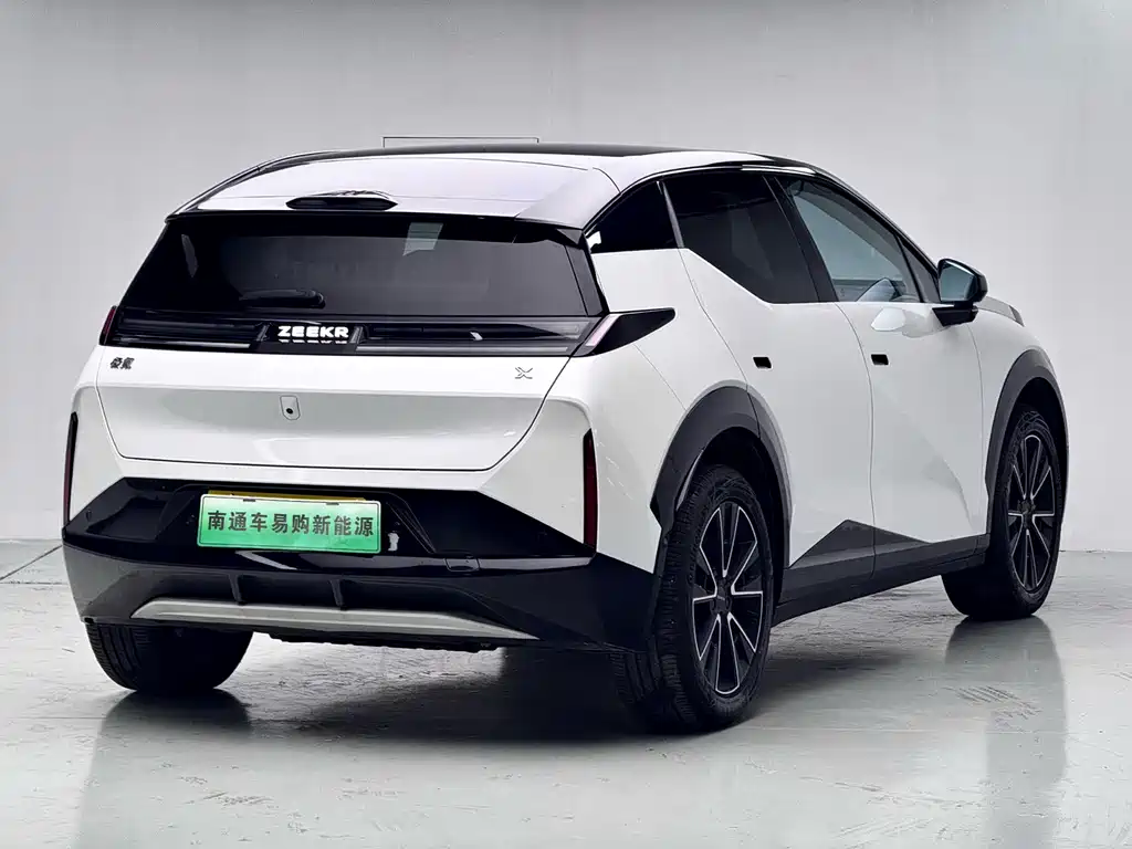 Zeekr X — миниатюра 4