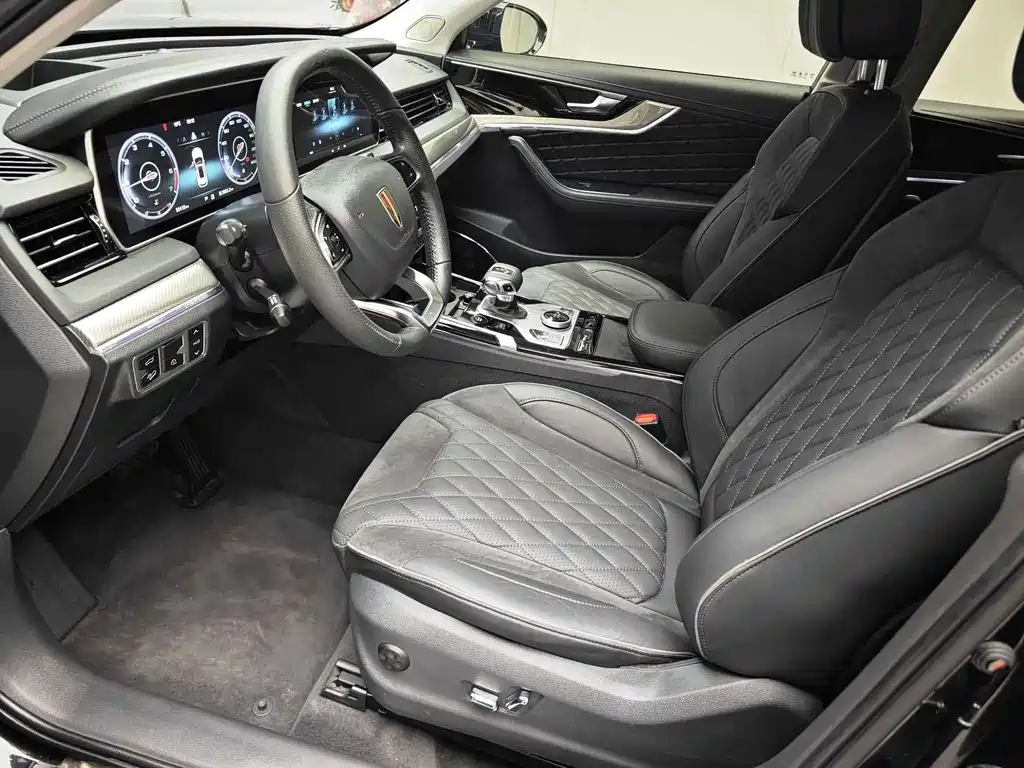 Hongqi HS5 2019 2.0T