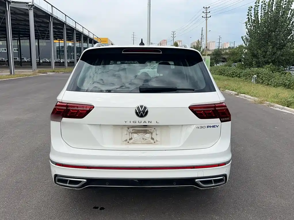 Volkswagen Tiguan L PHEV — миниатюра 15