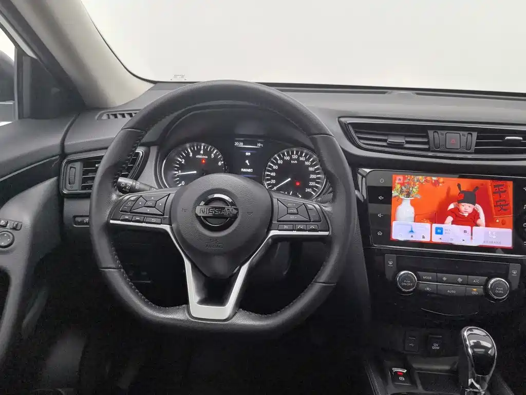 Nissan X-Trail — миниатюра 11