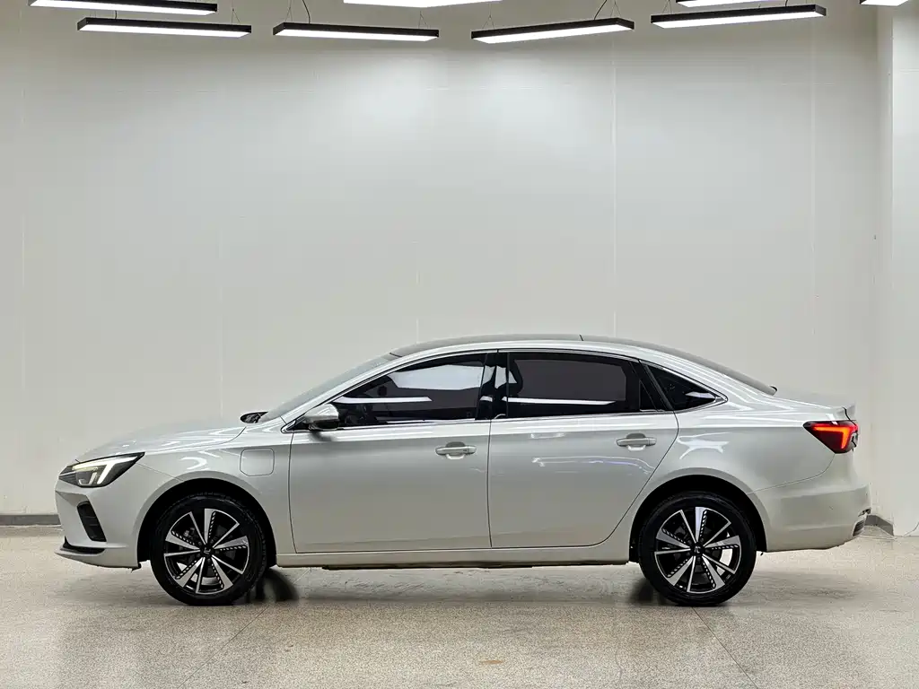 Roewe Feifan ER6 — миниатюра 7