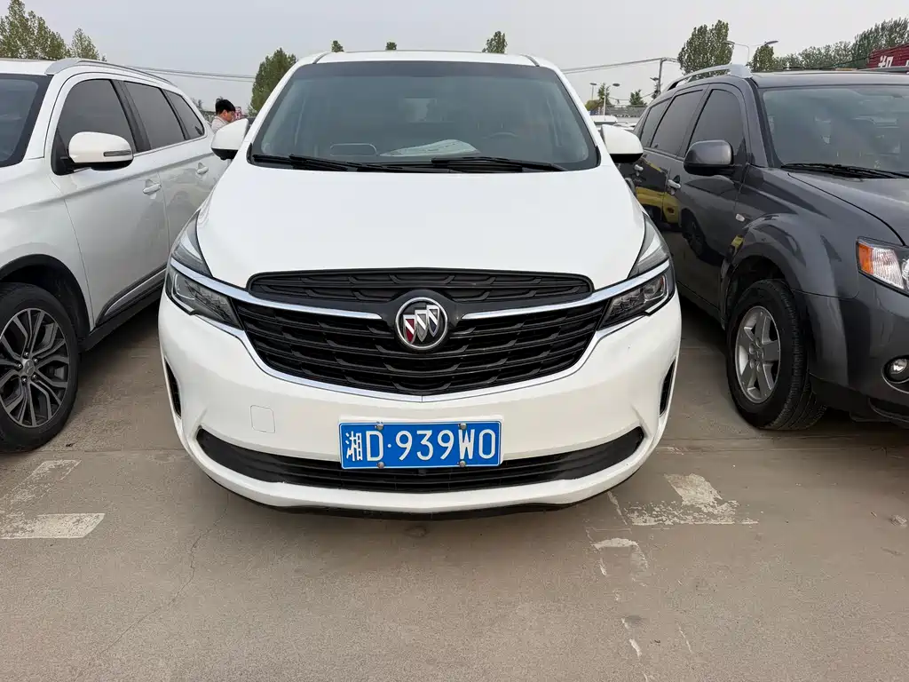 Buick GL8 2021