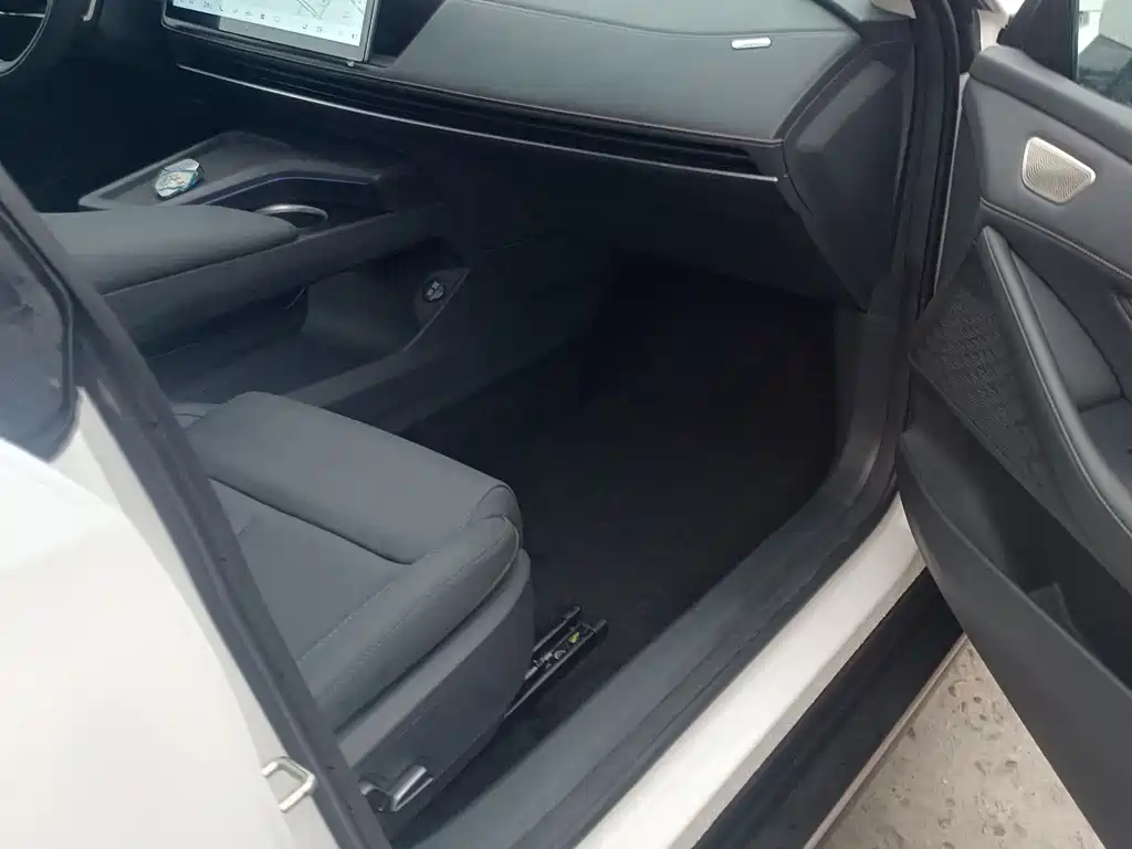 Changan Deepal DARK BLUE SL03