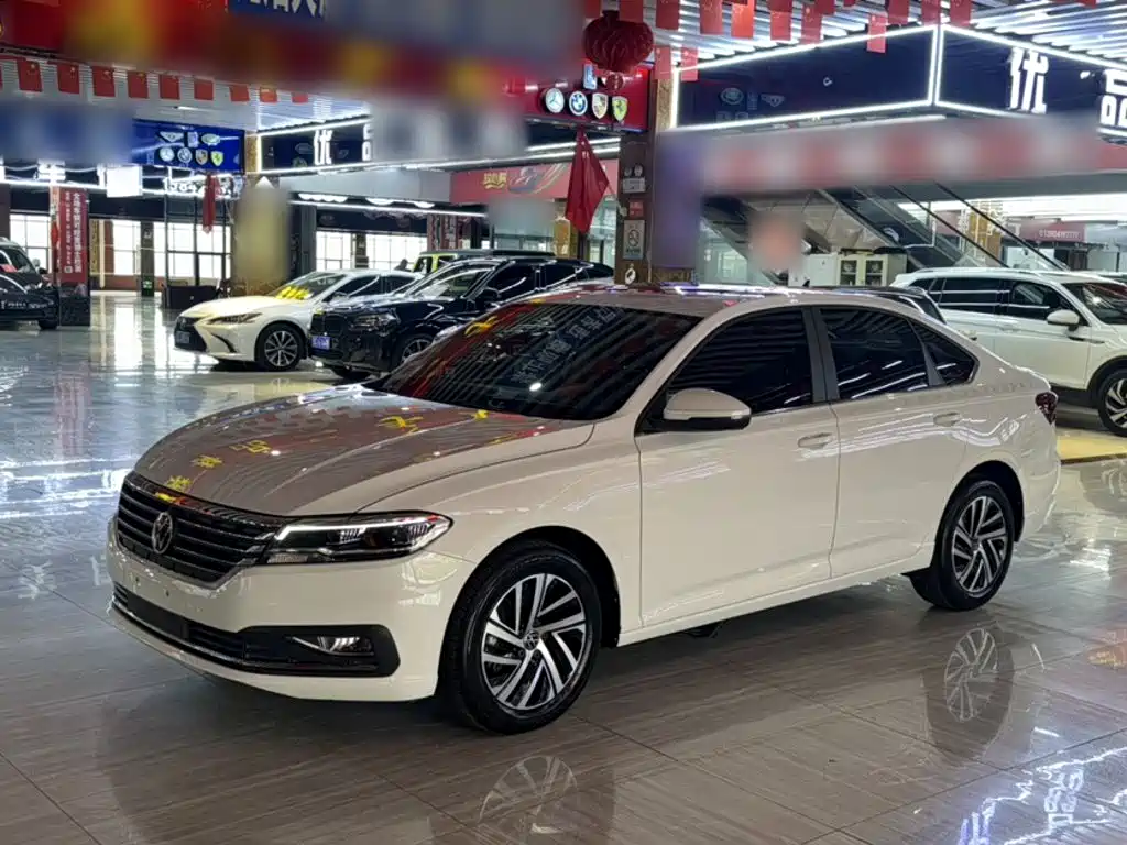 Volkswagen Lavida — миниатюра 2