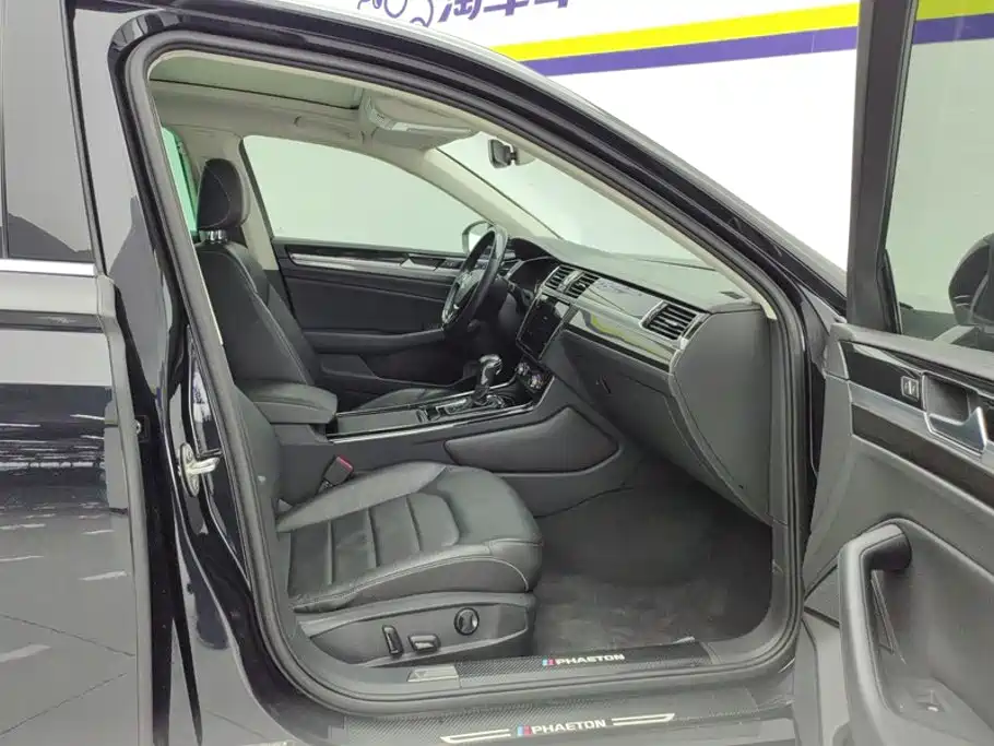 Volkswagen Phideon — миниатюра 8