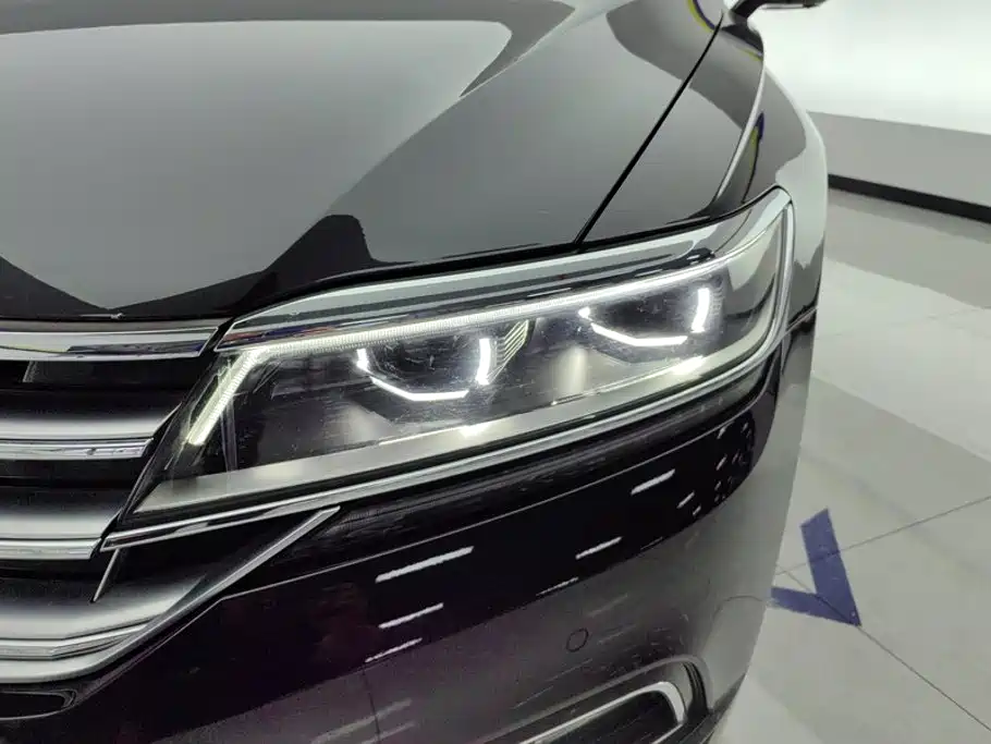 Volkswagen Phideon — миниатюра 5