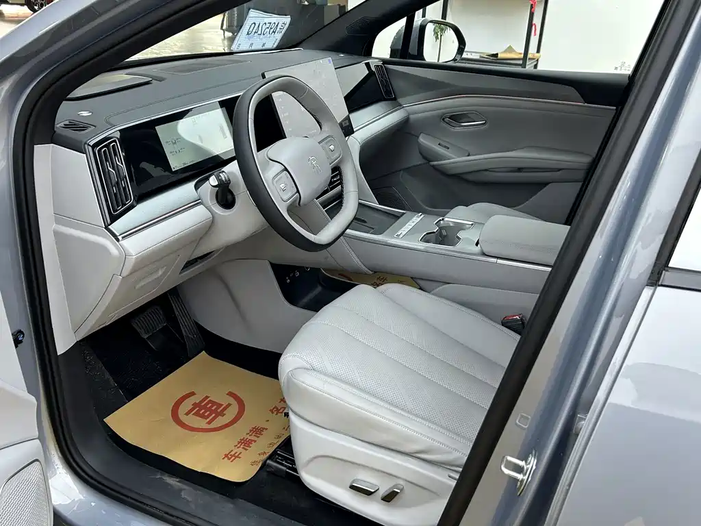 BYD Song Ultra — миниатюра 3