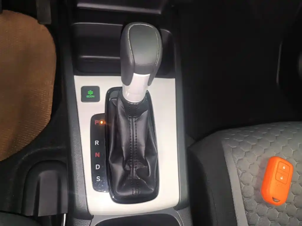 Honda Fit — миниатюра 14