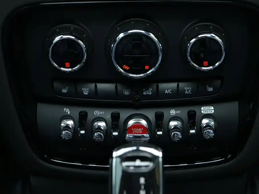MINI Mini Clubman — миниатюра 8