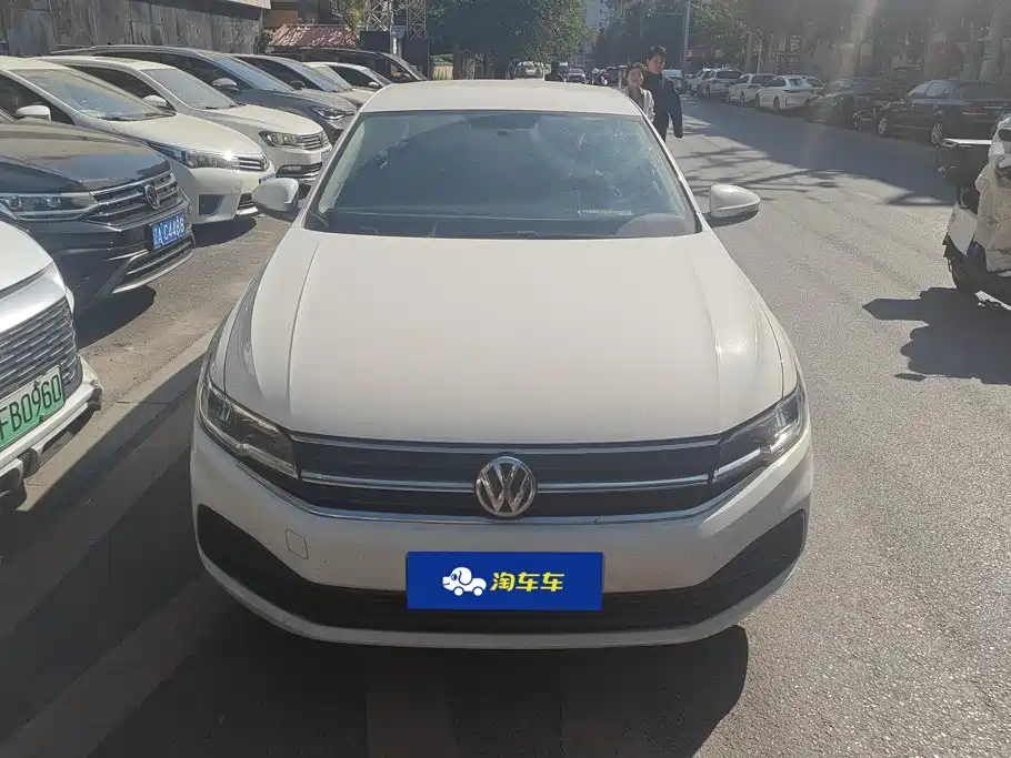 Volkswagen Bora — миниатюра 2