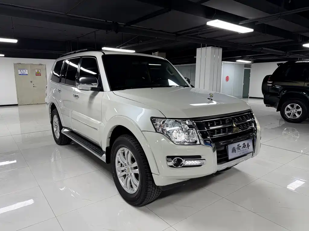 Mitsubishi V97 2020 3.8L