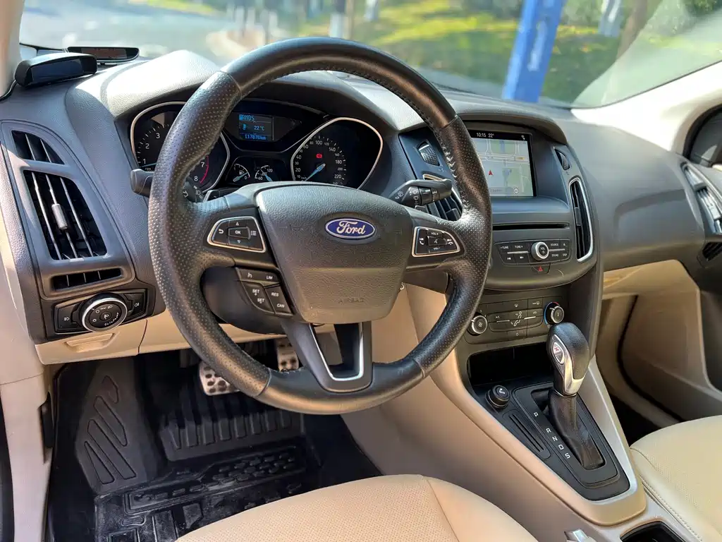 Ford Focus — миниатюра 12