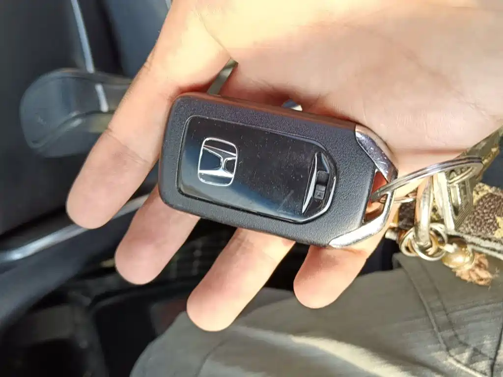 Honda Accord — миниатюра 12