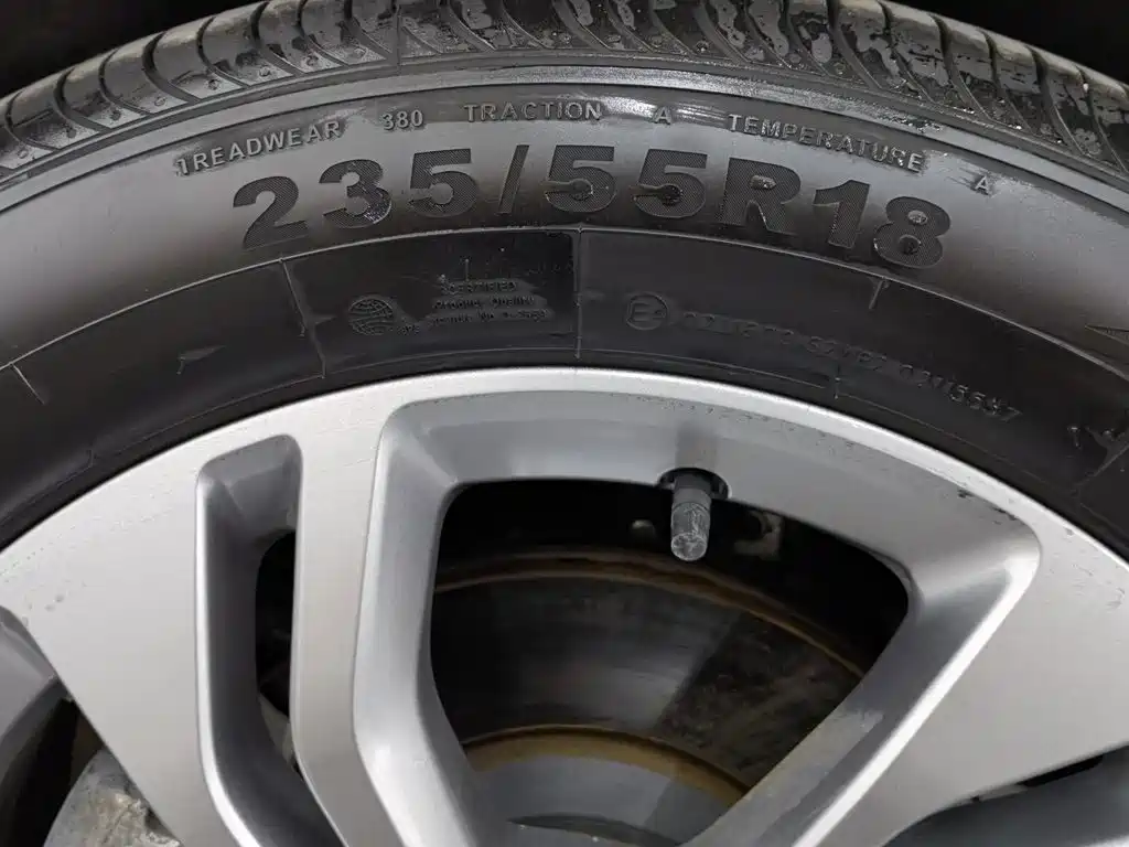 Ford Equator Sport — миниатюра 24