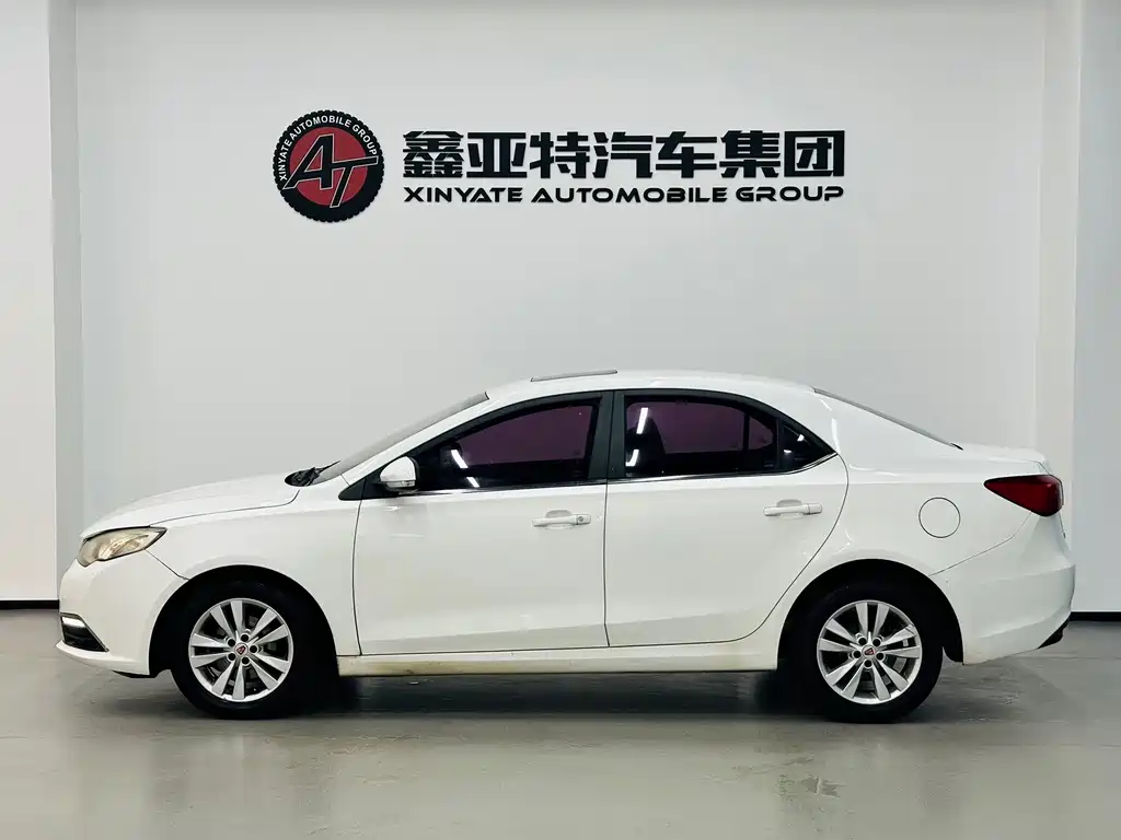 Roewe 360 — миниатюра 3