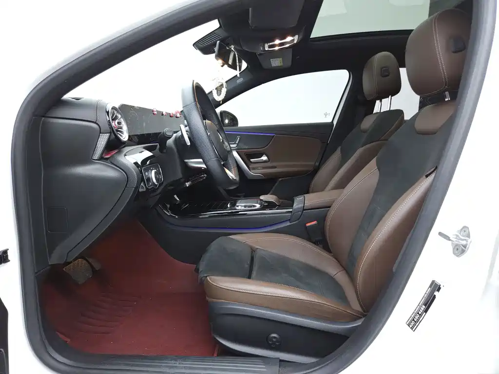 Mercedes-Benz A-Class — миниатюра 8