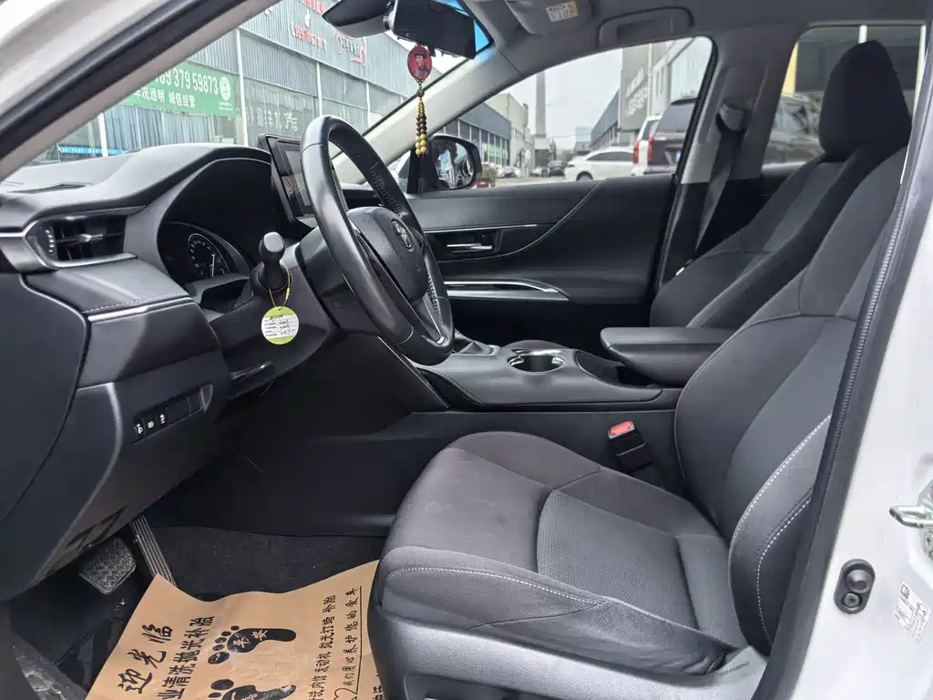 TOYOTA LING FANG HARRIER