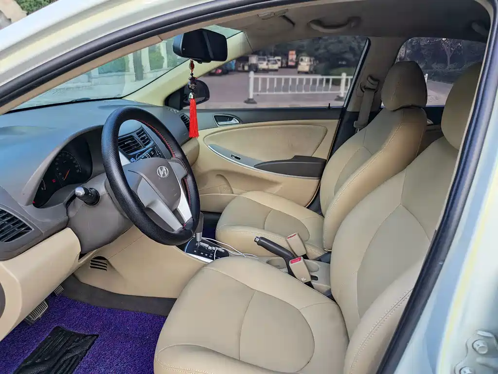 Hyundai Verna — миниатюра 4