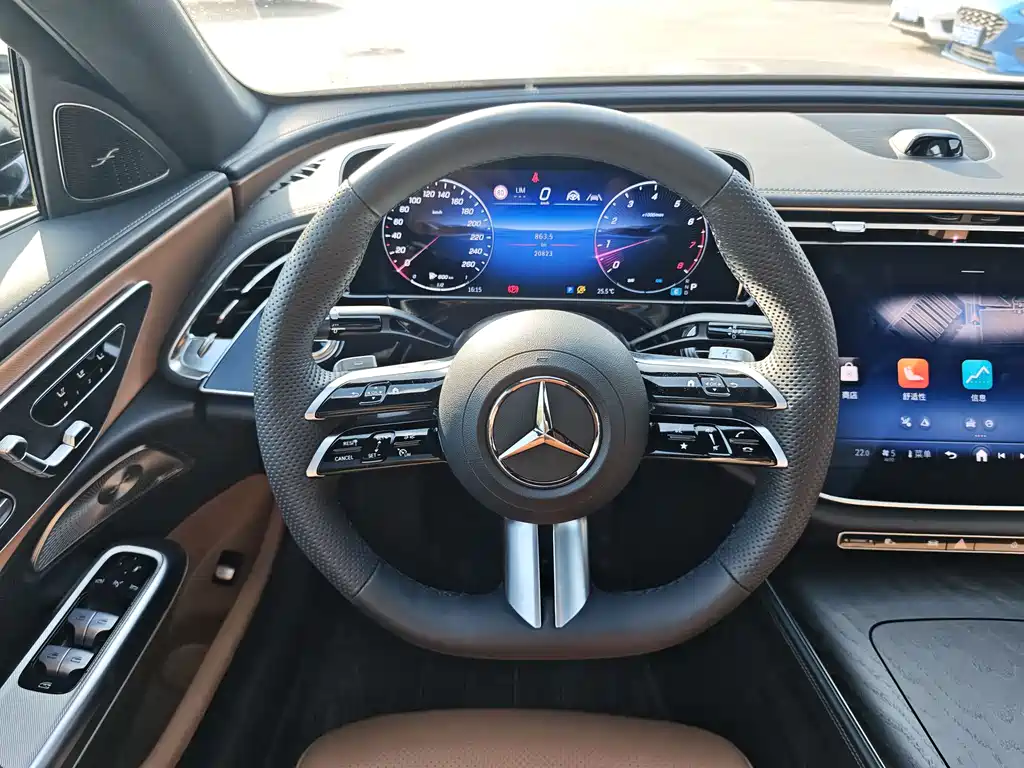 MERCEDES-BENZ E CLASS