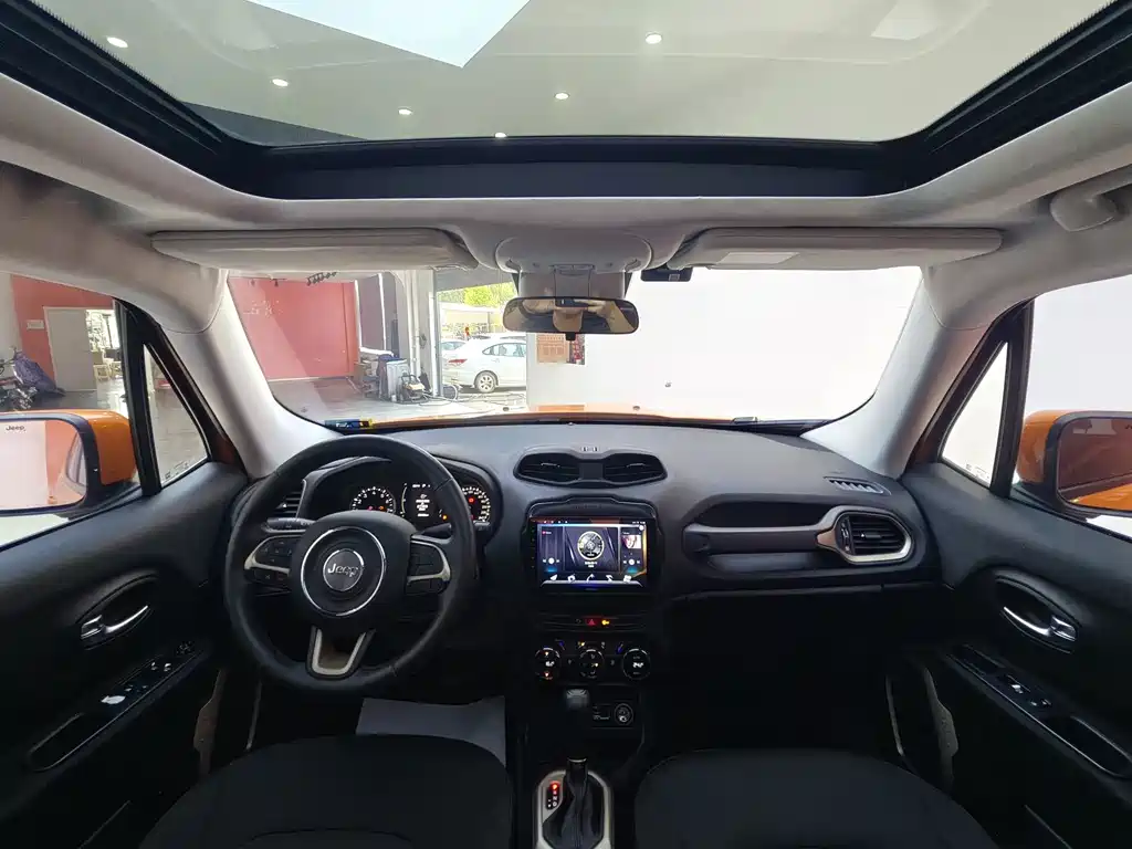 Jeep Renegade — миниатюра 17