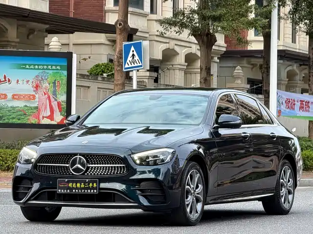 MERCEDES-BENZ E CLASS