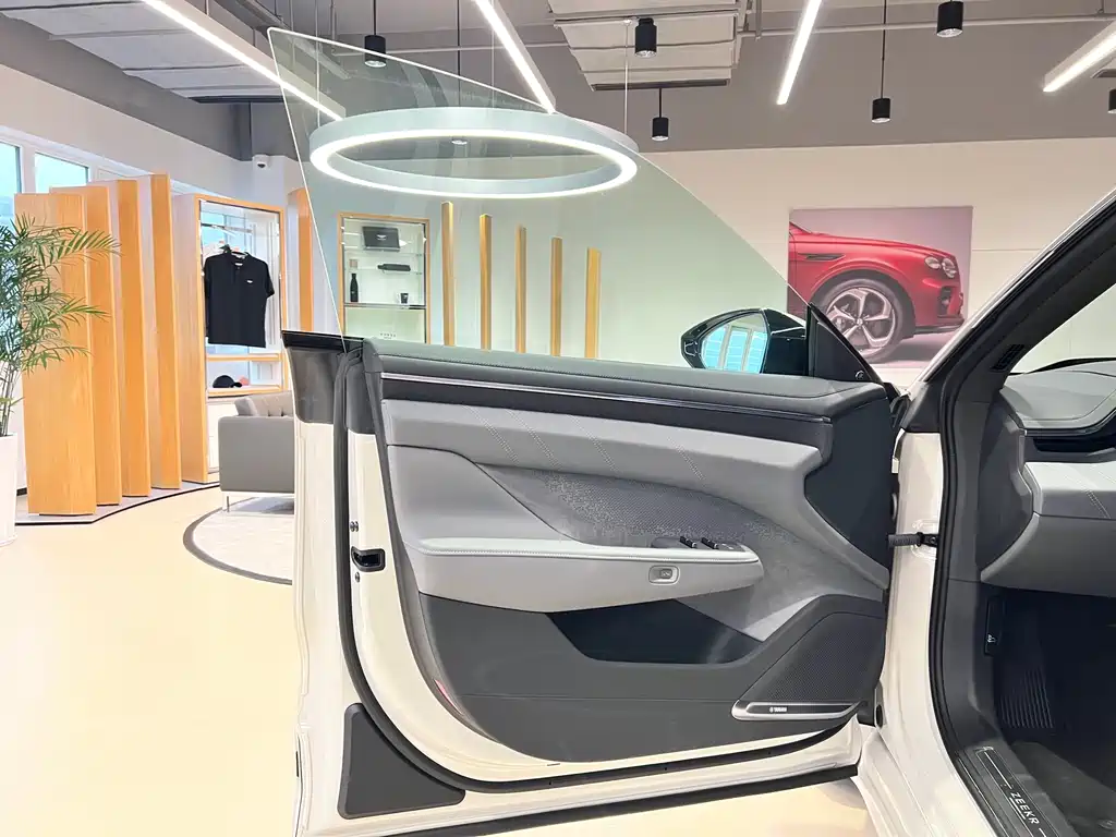 ZEEKR EXTREME KRYPTON 001