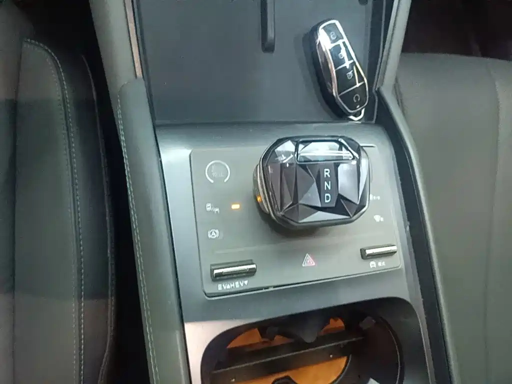 BYD Qin L — миниатюра 14