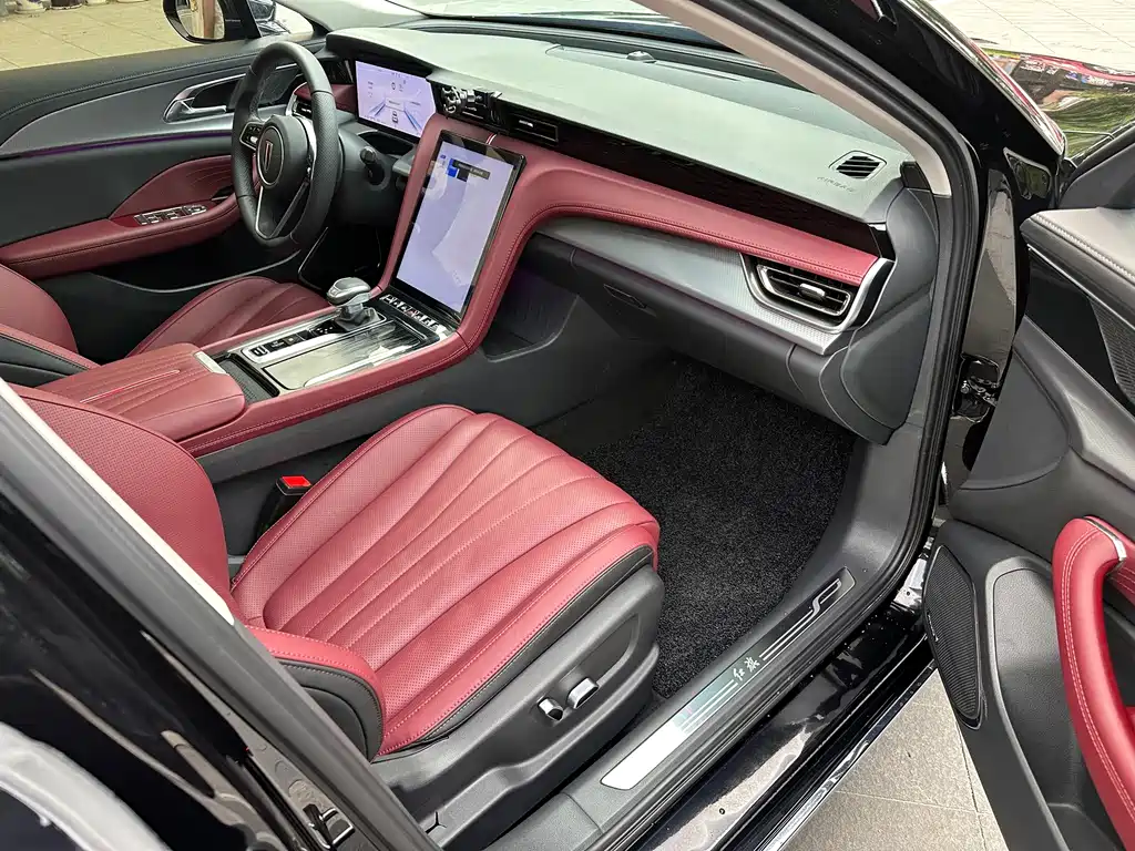 Hongqi Hongqi H5 — миниатюра 14