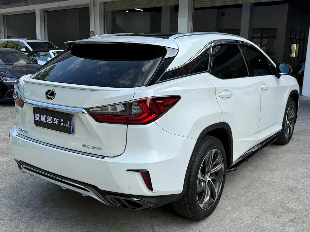 Lexus RX — миниатюра 17