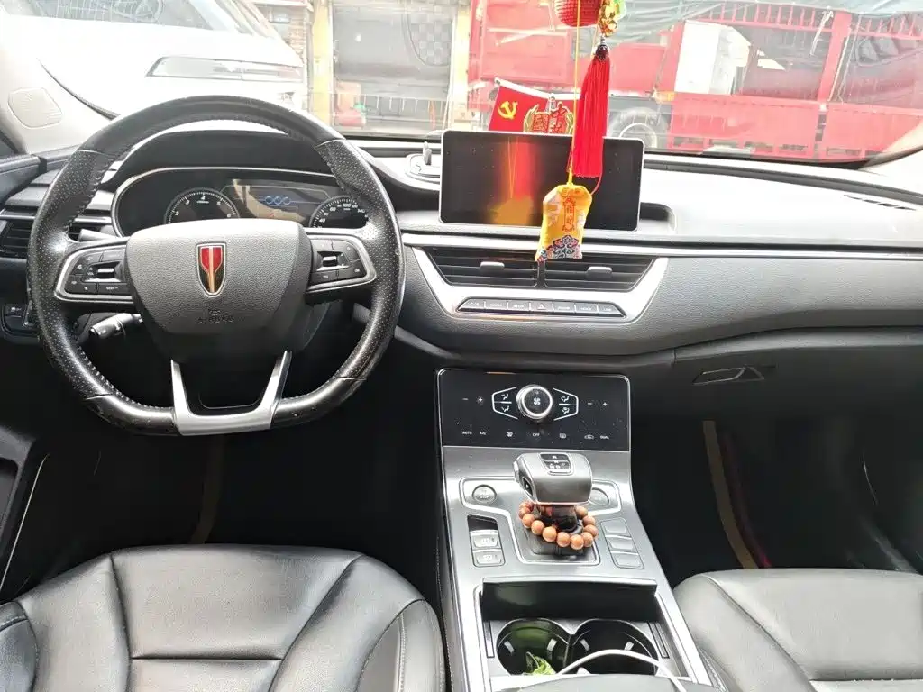 Hongqi Hongqi H5 — миниатюра 13