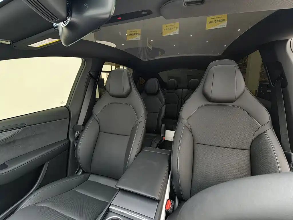 Tesla Model Y L — миниатюра 7