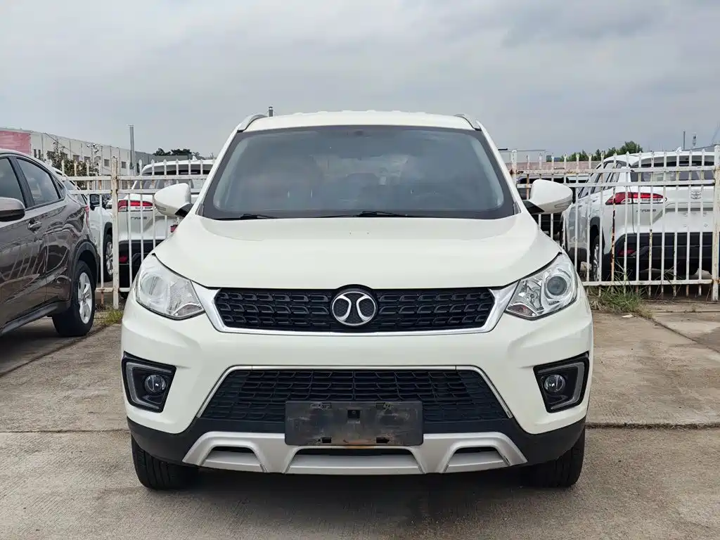 BAIC Senova X35 — миниатюра 3