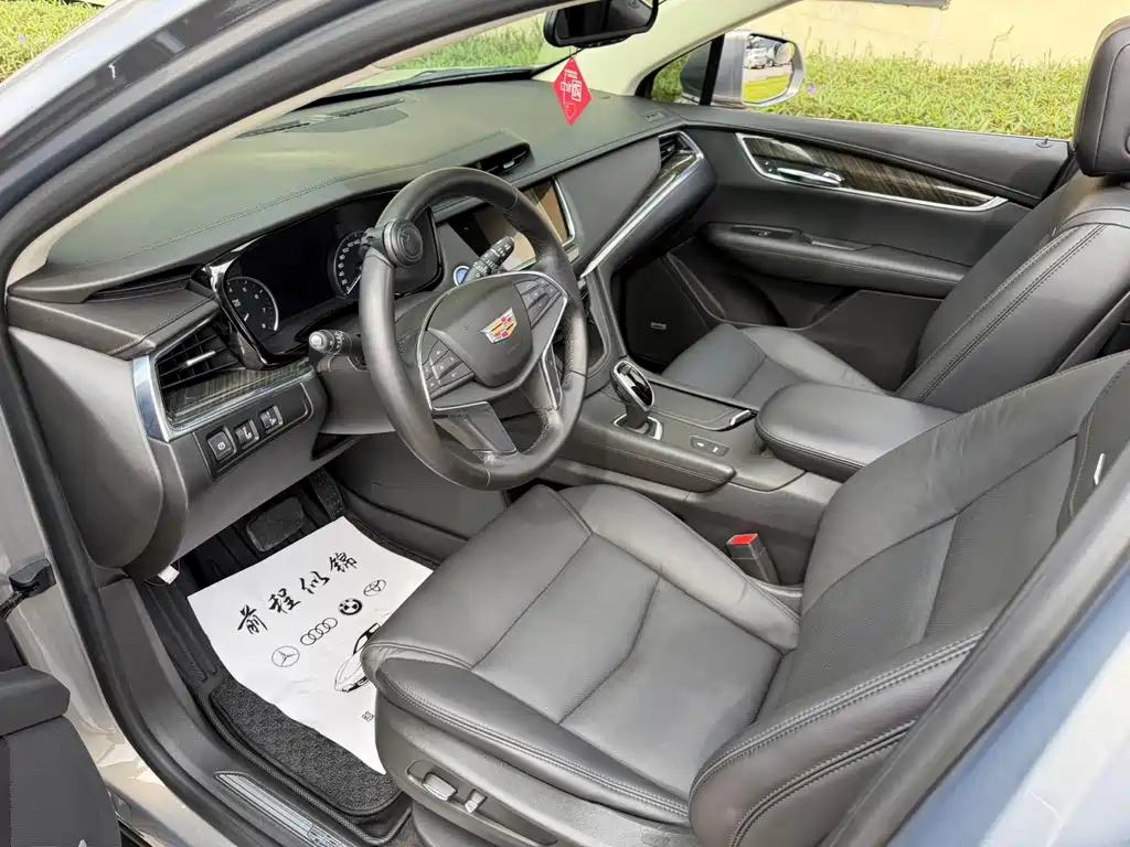 Cadillac XT5 — миниатюра 7