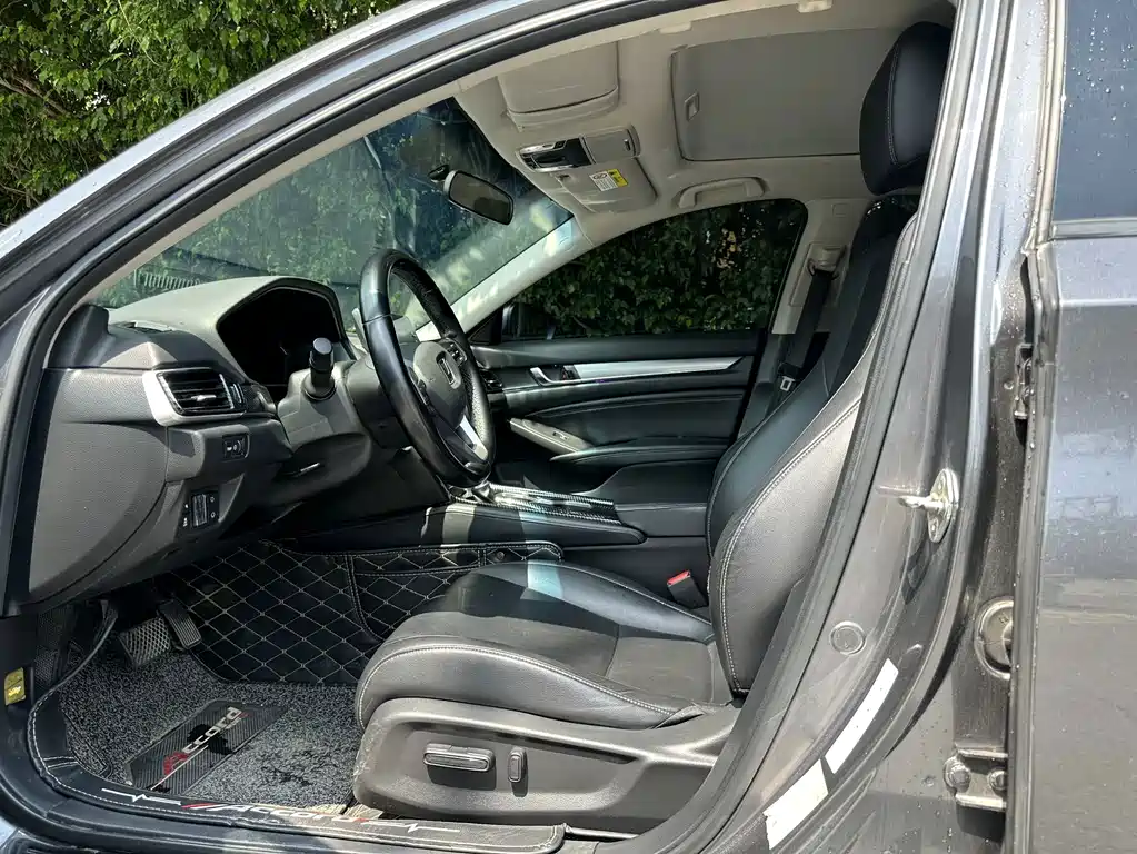 Honda Accord — миниатюра 6