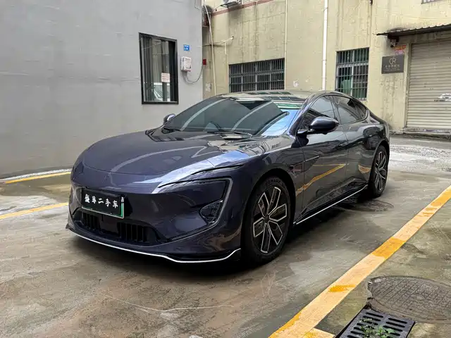 2024 Avatr 12