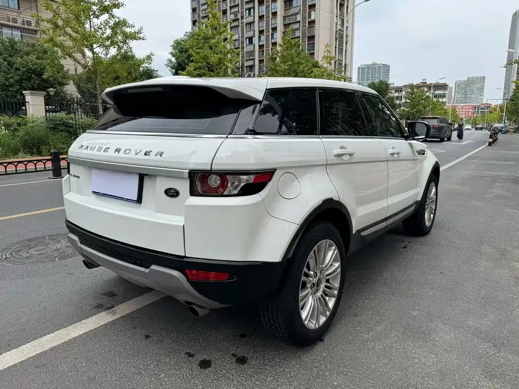 Land Rover Evoque (Import) — миниатюра 5