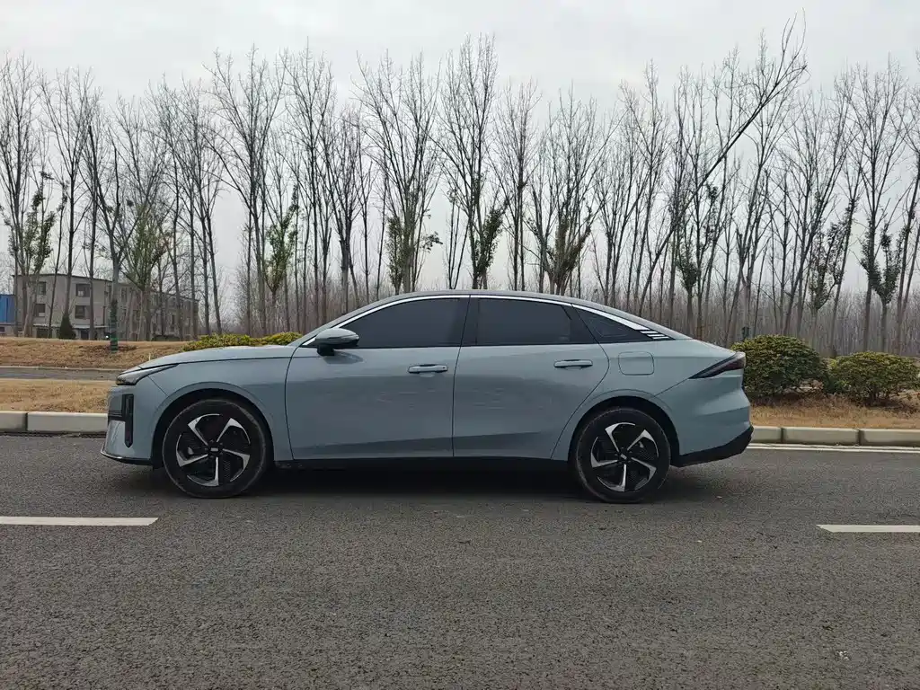 GEELY GALAXY GALAXY L6