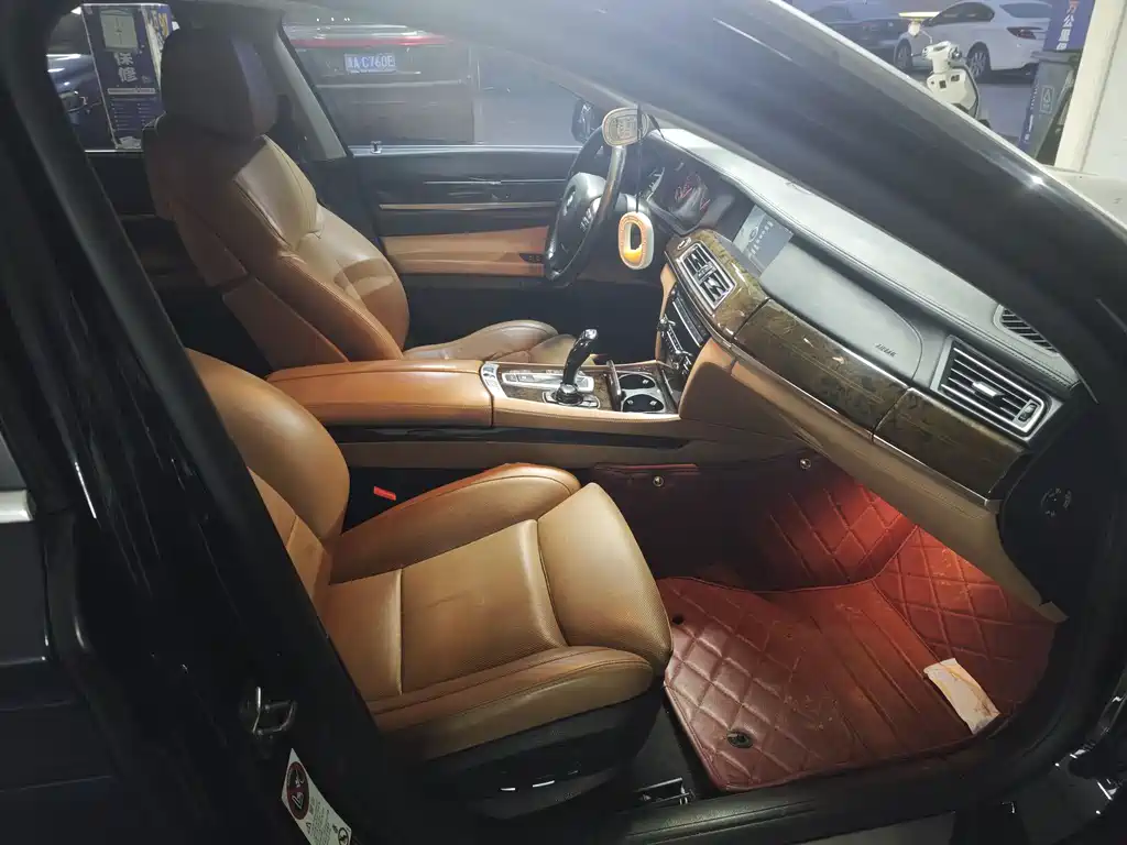 BMW 7 Series 7 2012 760Li 25