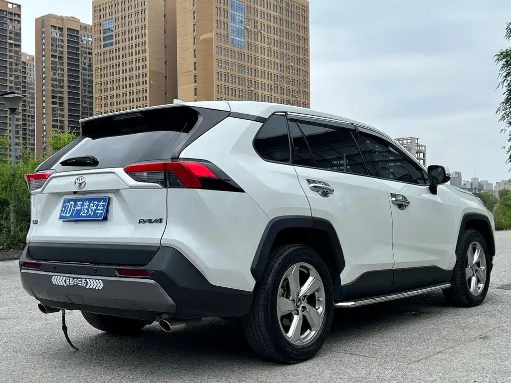 TOYOTA RAV4 RONGFANG