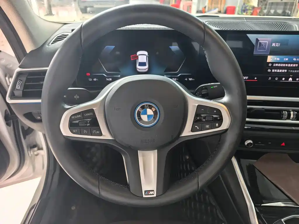 BMW i3 — миниатюра 8