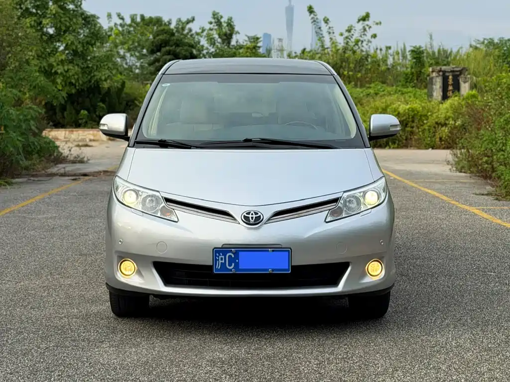 TOYOTA PREVIA