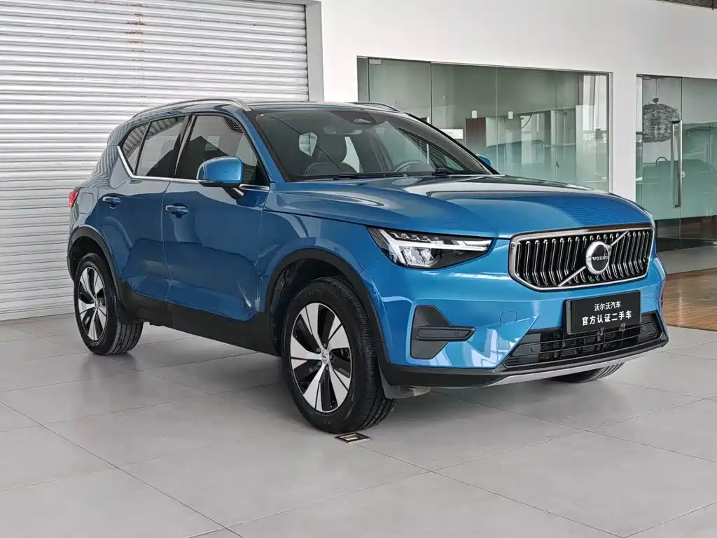 Volvo XC40 — миниатюра 3