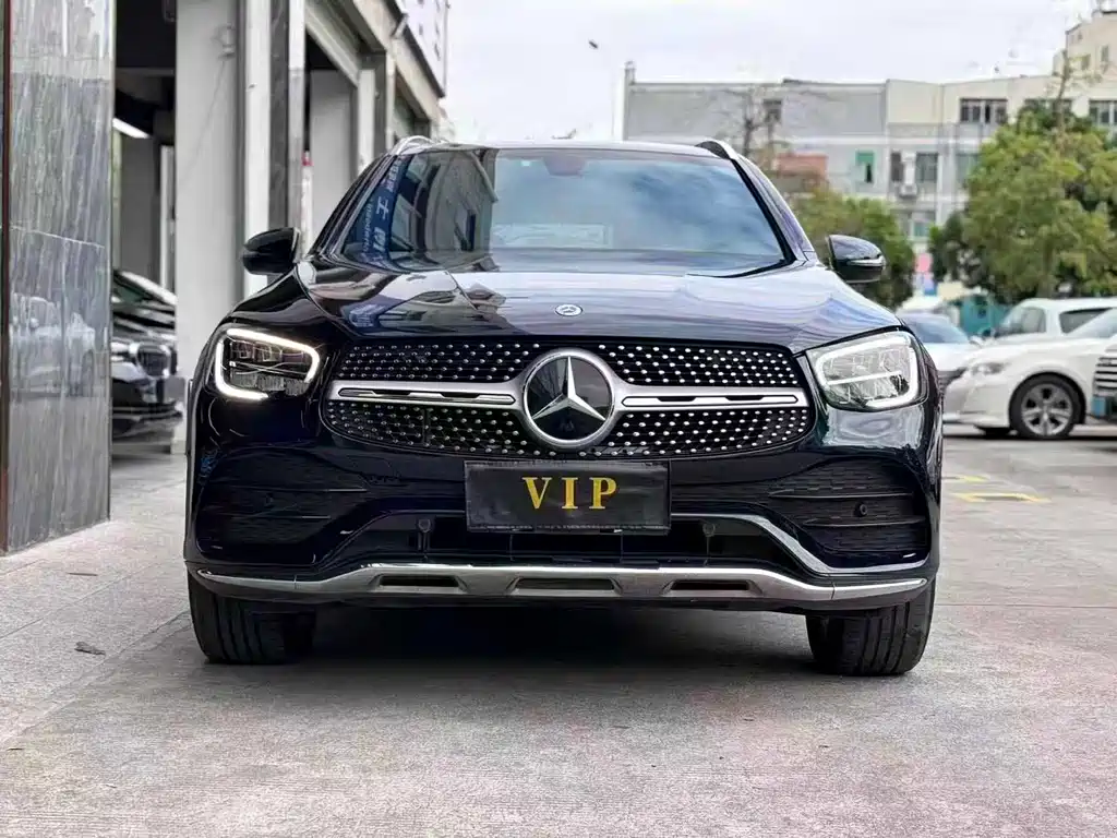 MERCEDES-BENZ GLC