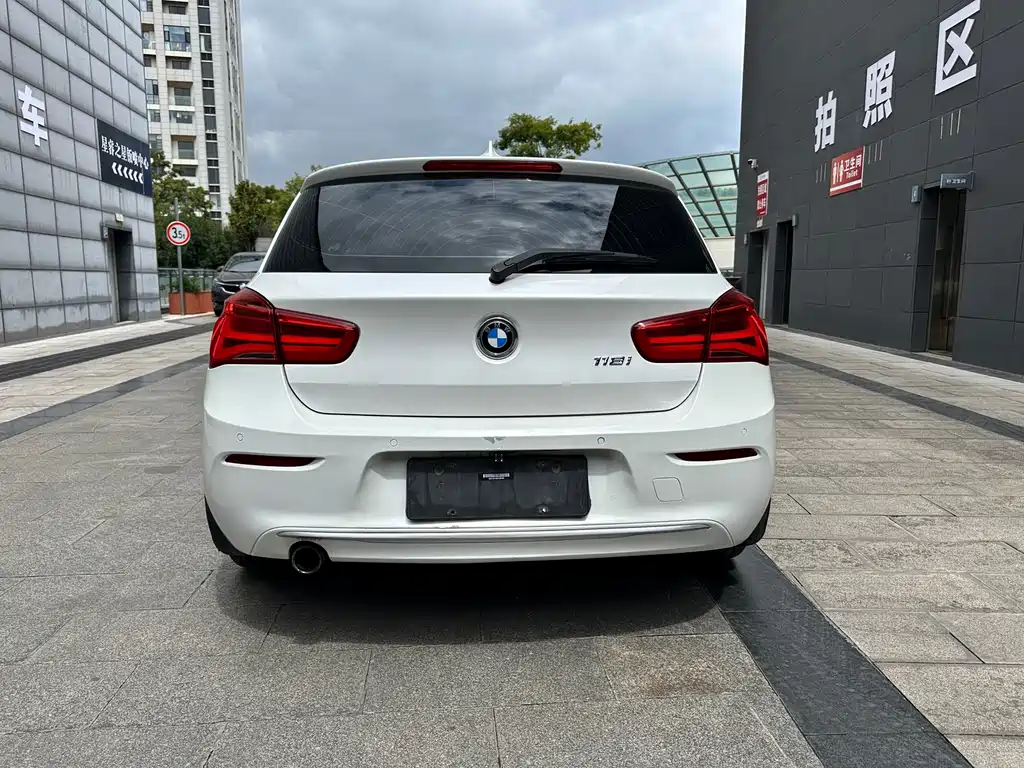BMW 1 Series (Import) — миниатюра 5