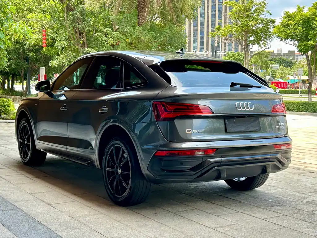 Audi Q5L Sportback — миниатюра 4