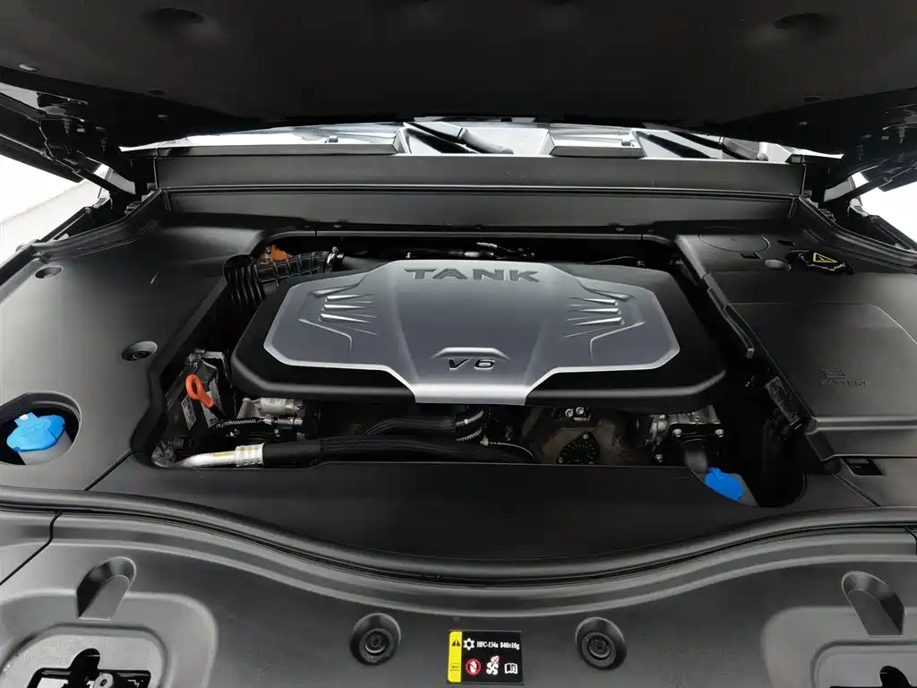 TANK TANK 700 NEW ENERGY