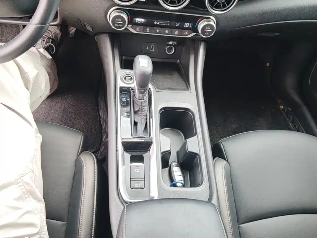 Nissan Sylphy — миниатюра 14